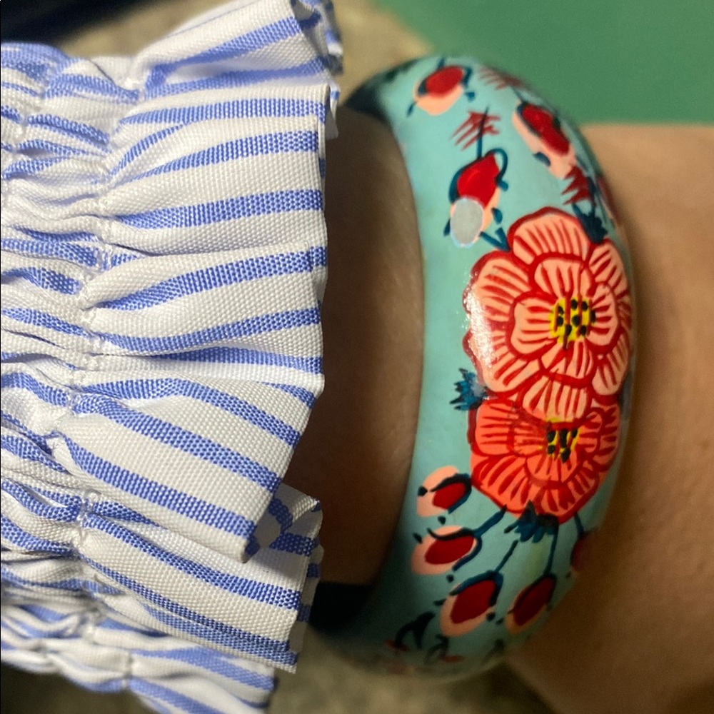 Floral Hummingbird Bangle - Blue and Red